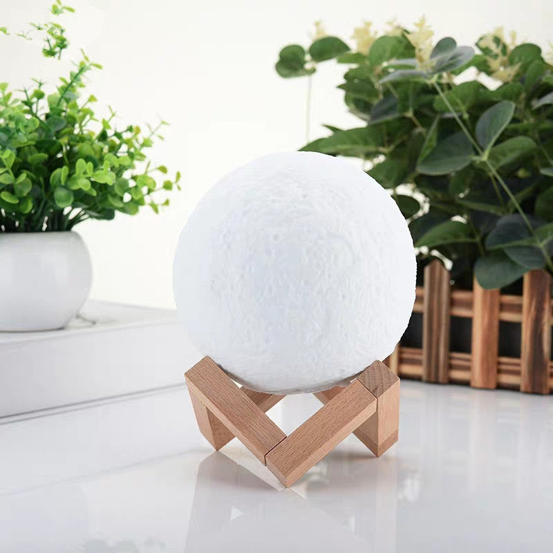 LunaGlow: Multi-Color Moon Lamp