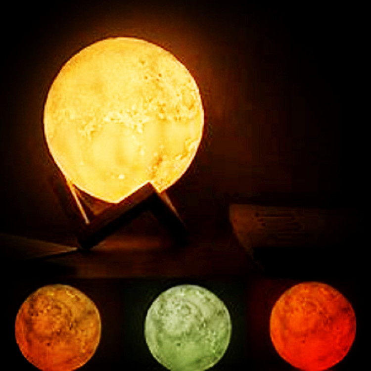 LunaGlow: Multi-Color Moon Lamp